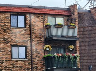 1793 W Algonquin Rd APT 3A, Mount Prospect, IL 60056