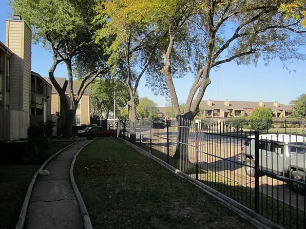 10211 Sugar Branch Dr APT 445, Houston, TX 77036