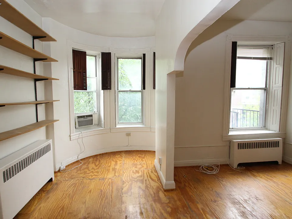 6 E. Preston St.