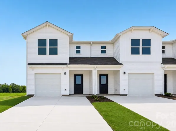 6038 Tavener Dr, Spartanburg, SC 29307