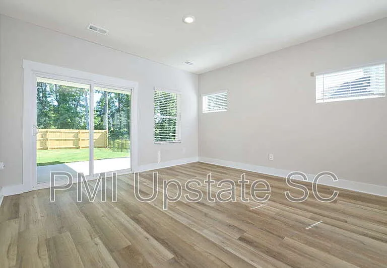 519 Crowder Pl — Photo 8