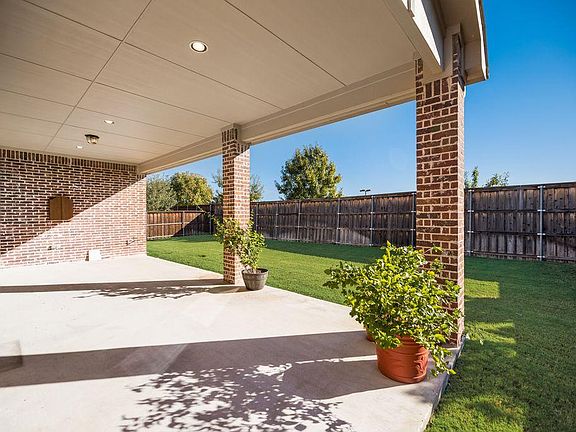 5th image of 6476 Crystal Creek Dr