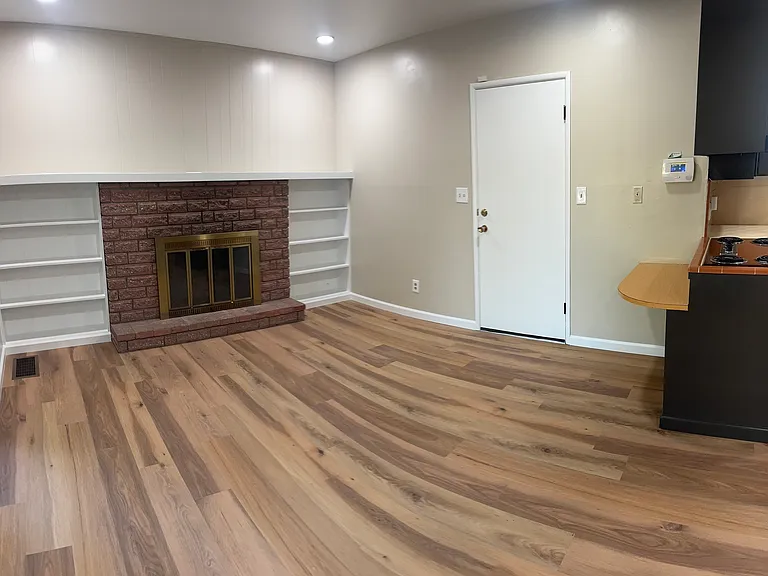 1416 S Church Ave — Photo 7
