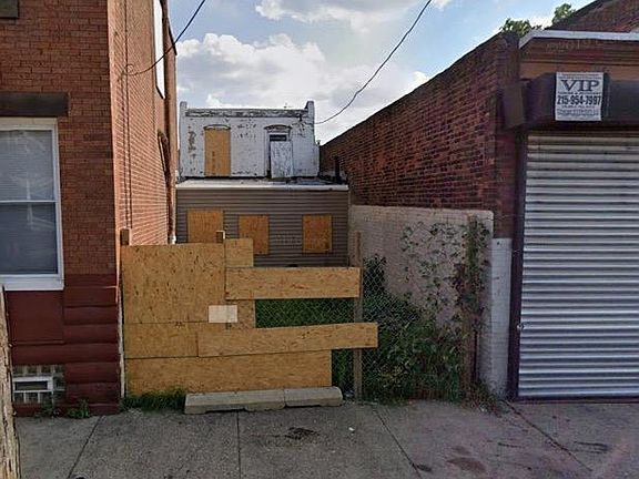 5th image of 816 E Schiller St