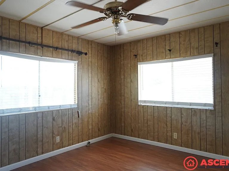 3605 Biltmore Ln — Photo 8