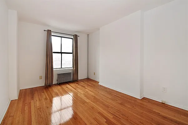 Rented by Corcoran | media 41