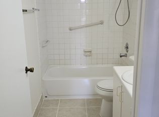 10403 N Kendall Dr APT A206, Miami, FL 33176
