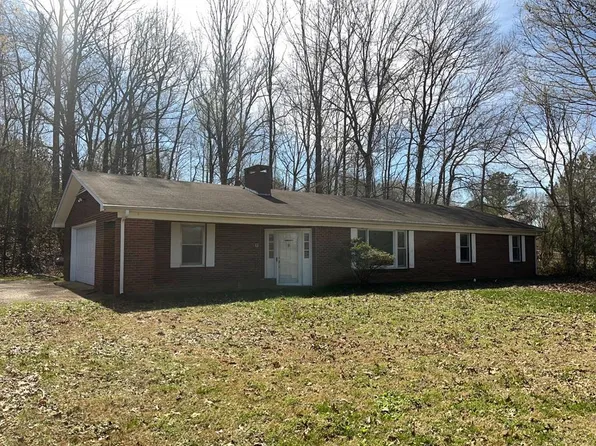 1403 Lone Oak Rd, Paris, TN 38242