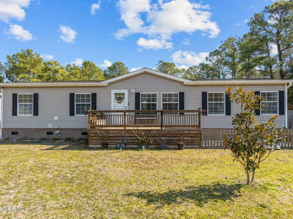 128 Forest Line Drive, Newport, NC 28570