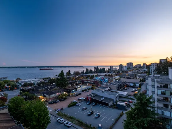 1390 Duchess Ave #902, West Vancouver, BC V7T 1H6