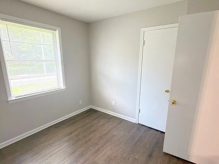 3120 Beauchamp Dr — Photo 7