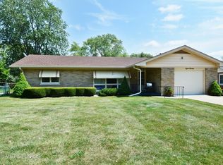 813 N Fordham Ave, Aurora, IL 60506