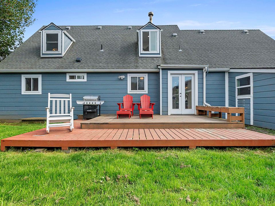 1020 Pacific Ave, Crescent City, CA 95531 | Zillow