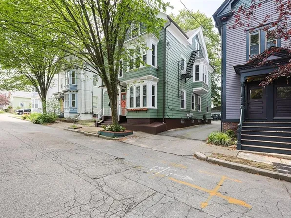 193 Howell St #3, Providence, RI 02906