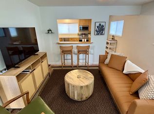 335 D St APT 1, Springfield, OR 97477