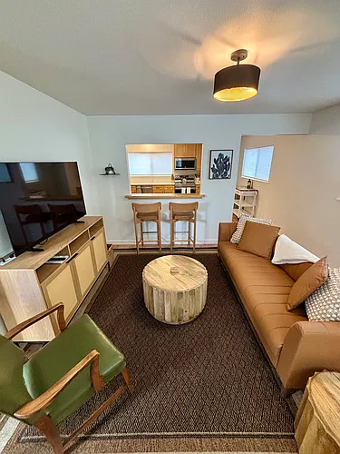 335 D St #1 Photo 1