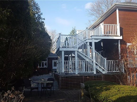 3rd image of 10 Hilltop Ave