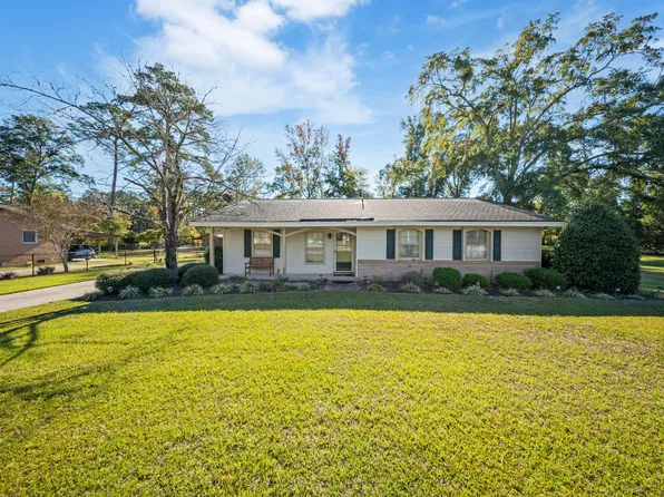 157 Charles St, Bamberg, SC 29003