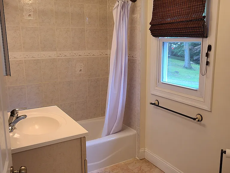 55 S Hill Rd — Photo 5