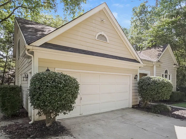3601 Waterton Leas Ct — Photo 5