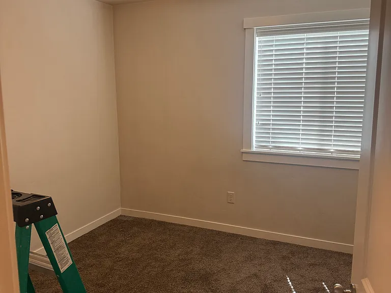 4559 N Dustod Ave — Photo 18