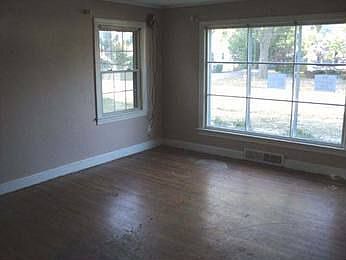 3rd image of 1404 Saint Marys Ave