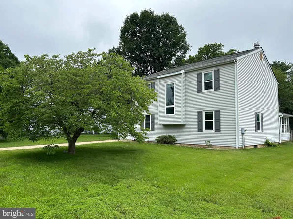 113 Garwood Dr, Bear, DE 19701