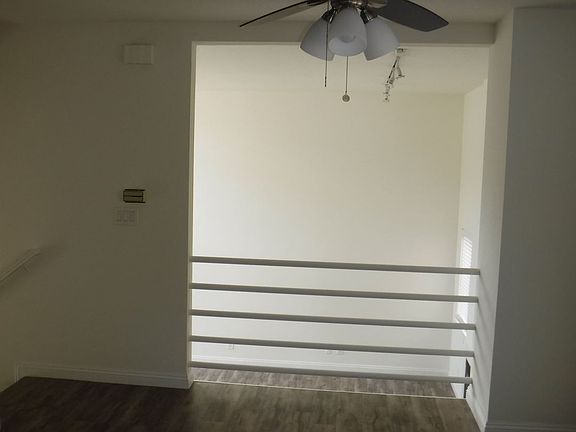 5th image of 1425 Superior Ave APT C