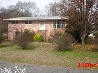 107 Essex St, Hot Springs, AR 71913