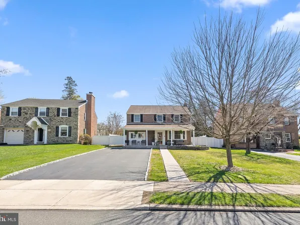 1521 Brierwood Rd, Havertown, PA 19083