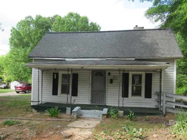 510 E Holly St, Dallas, NC 28034