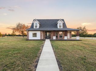 5715 County Road 1137, Leonard, TX 75452