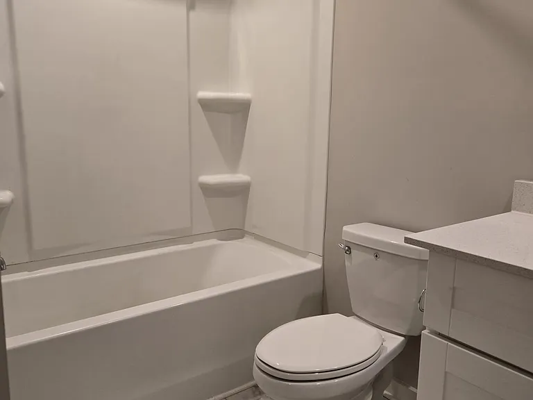 326 Lydia Dr — Photo 9