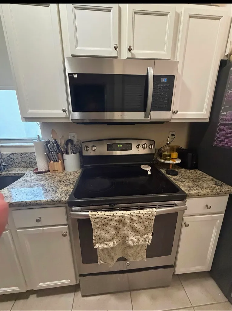Modern Studio Townhome Near MiamiWasher/Dryer Included — Photo 4