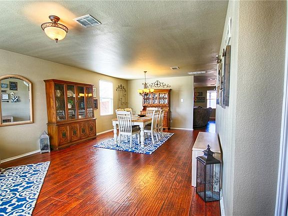 5th image of 3001 Lipizzan Dr