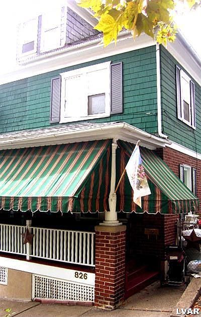 1st image of 826 Porter St