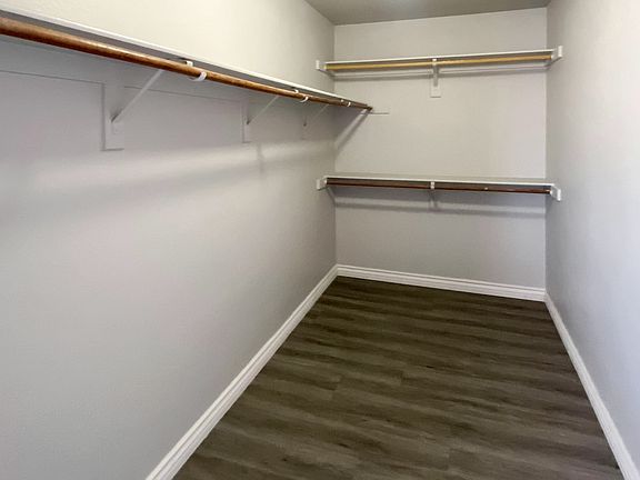 Large Walking Closet