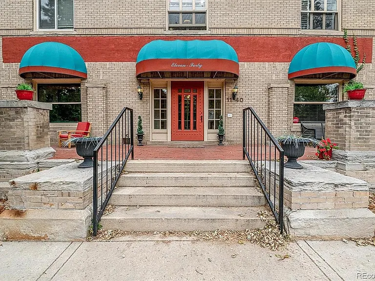 1140 N Grant St — Photo 2