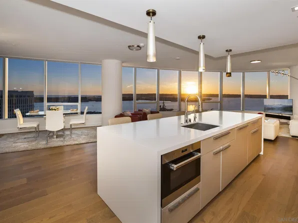 888 W East St Unit 2302, San Diego, CA 92101