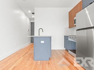271 E 28th St #4C, Brooklyn, NY 11226