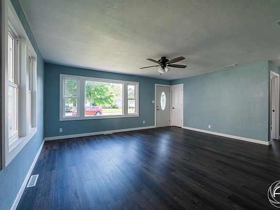 3rd image of 1432 E 28th Ave