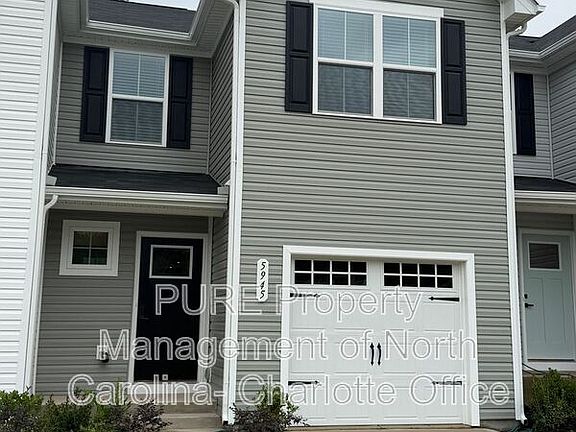 3rd image of 5945 Granbury Dr