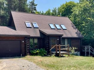 921 Bridge St, Frankfort, MI 49635