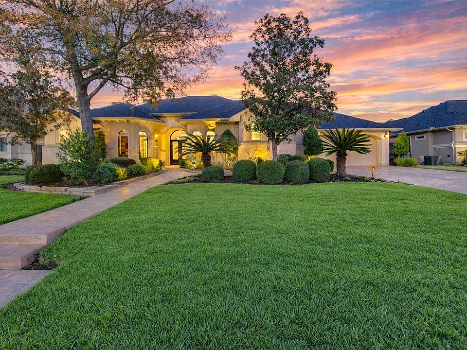 1st image of 16618 Victoria Falls Dr