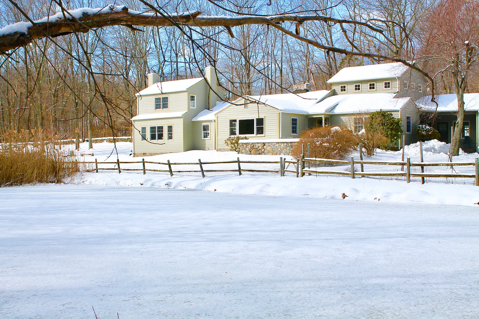 289 Pea Pond Rd photo 1