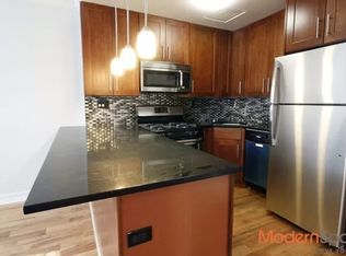 3242 55th St #2R, Woodside, NY 11377