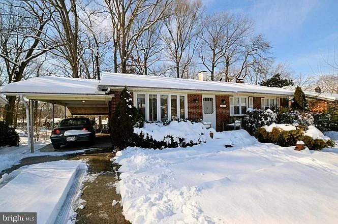 5 bed, 1252 sqft, $3,450 — Photo 1