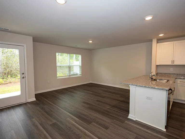 627 Golden Resin Rd — Photo 4
