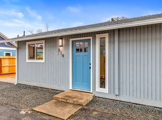 519 Palm St, Medford, OR