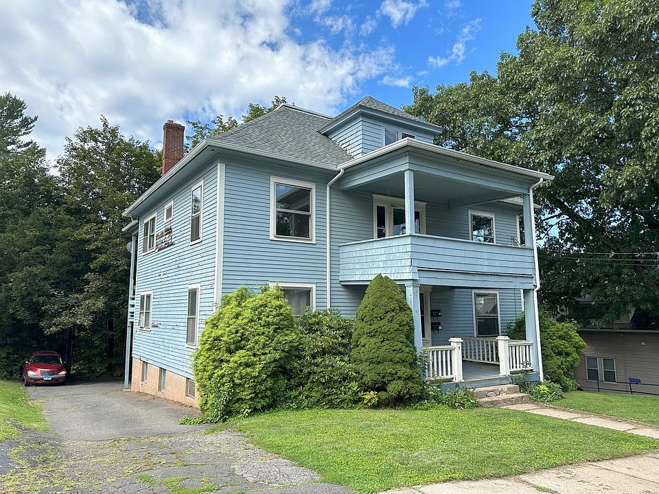 1st image of 4 Pleasant St #2